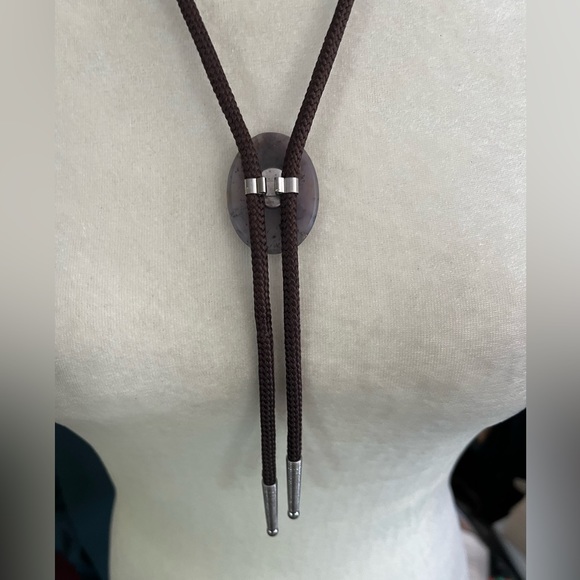 Beautiful Stone Bolo Tie - Picture 7 of 9